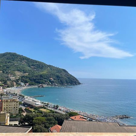 Апартаменты Ocean View Flat With Wi-Fi, Ac And Elevator To Town Леванто Экстерьер фото